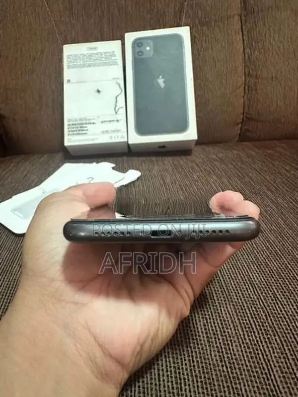 Apple iPhone 11 128GB (Used)