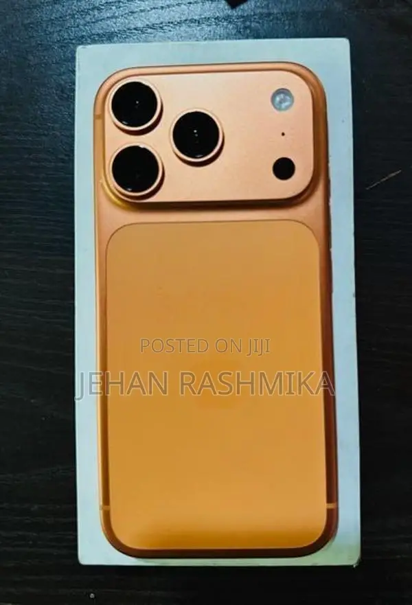 Apple iPhone 17 Pro 256GB eSIM (Used)
