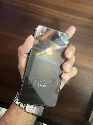 Apple iPhone XS 256GB (Used)
