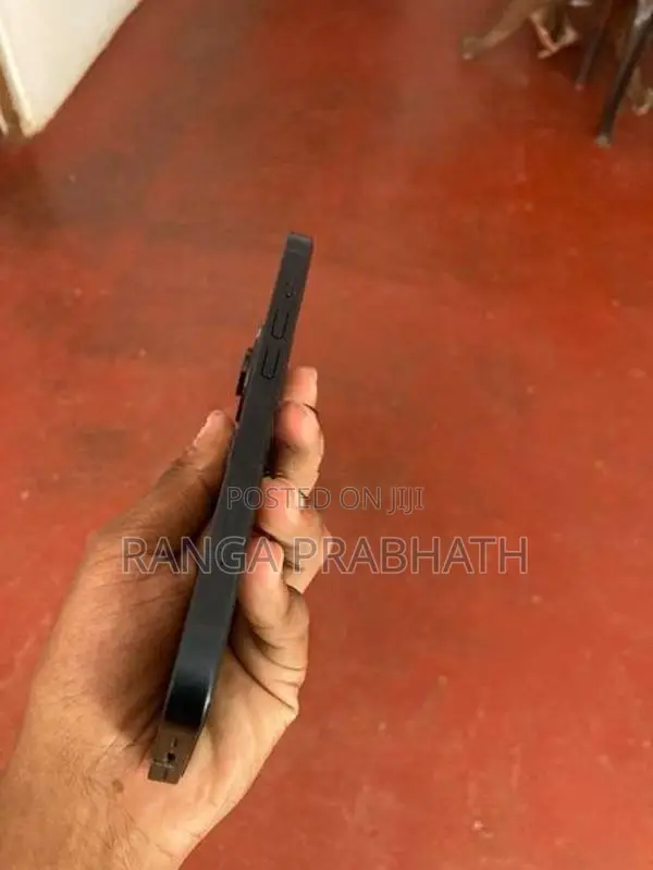 Apple iPhone 14 (Used)