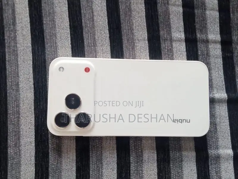 ZTE nubia V80 Design (Used)