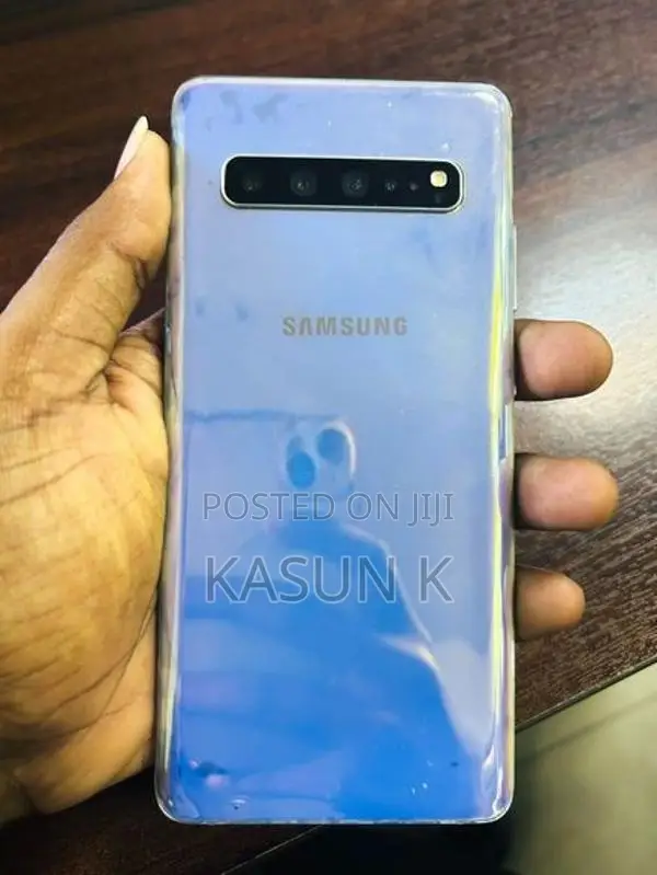 Samsung Galaxy S10 (Used)