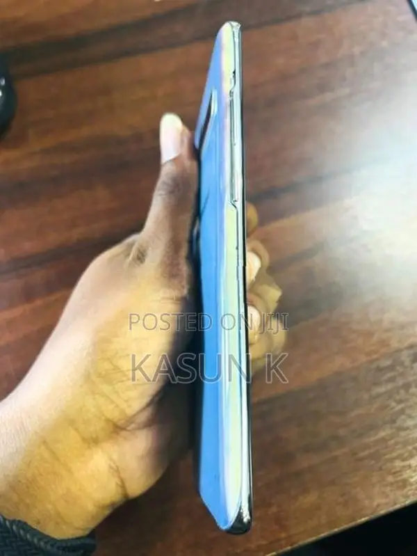Samsung Galaxy S10 (Used)