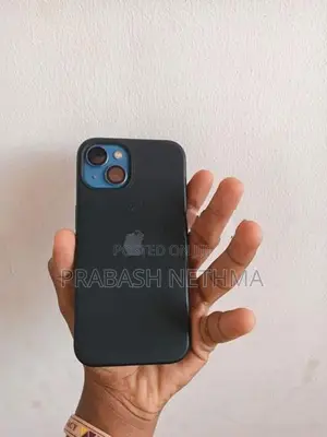 Apple iPhone 13 (Used)