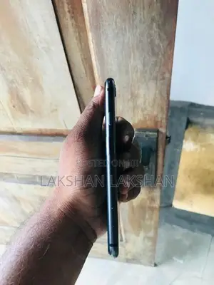 Apple iPhone 8 64GB (Used)
