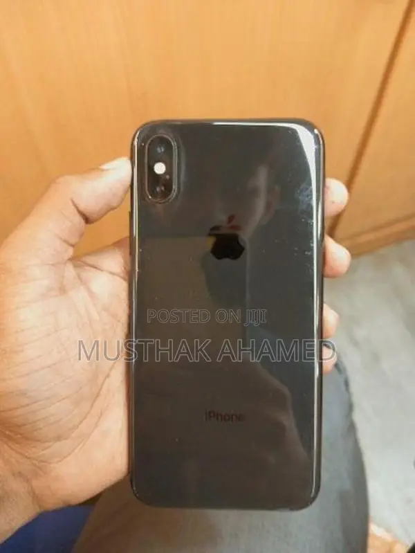 Apple iPhone XS LLA (Used)