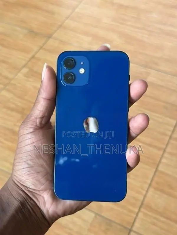 Apple iPhone 12 64GB (Used)