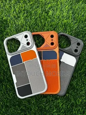 Skor 17 Pro Max Phone Case