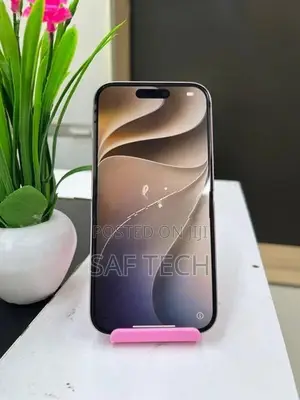 Apple iPhone 15 (Used)