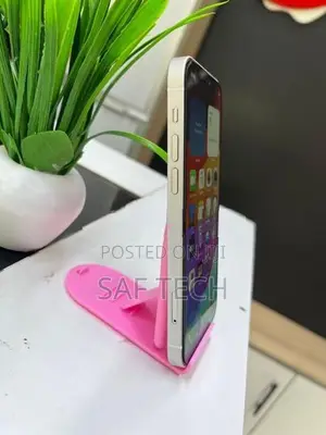 Apple iPhone 15 (Used)