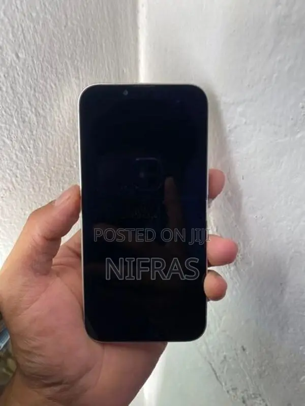 Apple iPhone 13 128GB (Used)