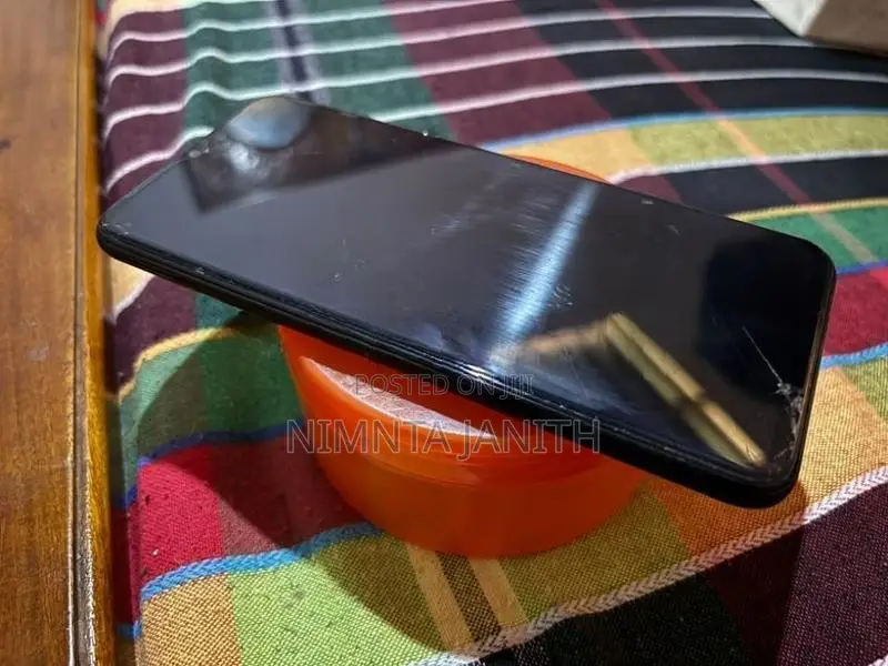 Samsung Galaxy A04e (Used)