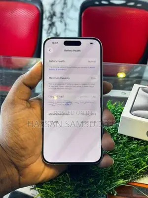 Apple iPhone 15 Pro (Used)