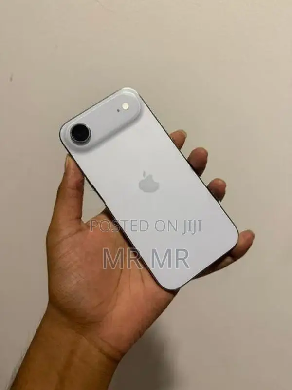 Apple iPhone 17 Air 256GB (Used)