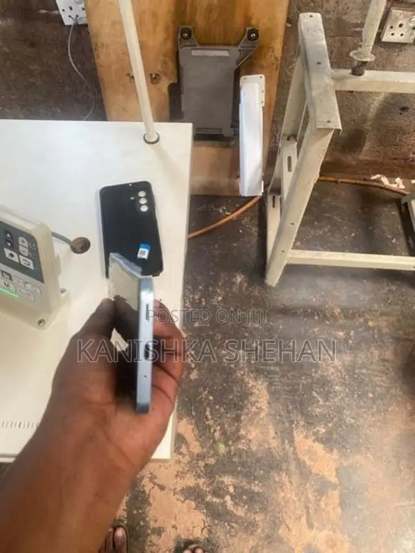 Samsung Galaxy A17 (Used)