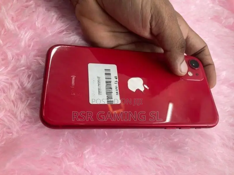 Apple iPhone 11 (Used)