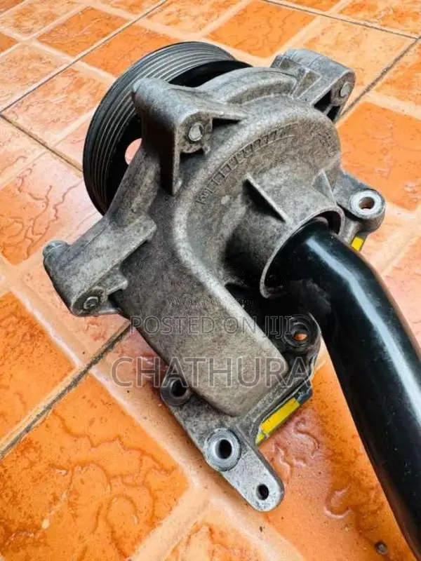 Kia Sorento 2.2 CRDi Diesel Water Pump Assembly – Original Used for SU
