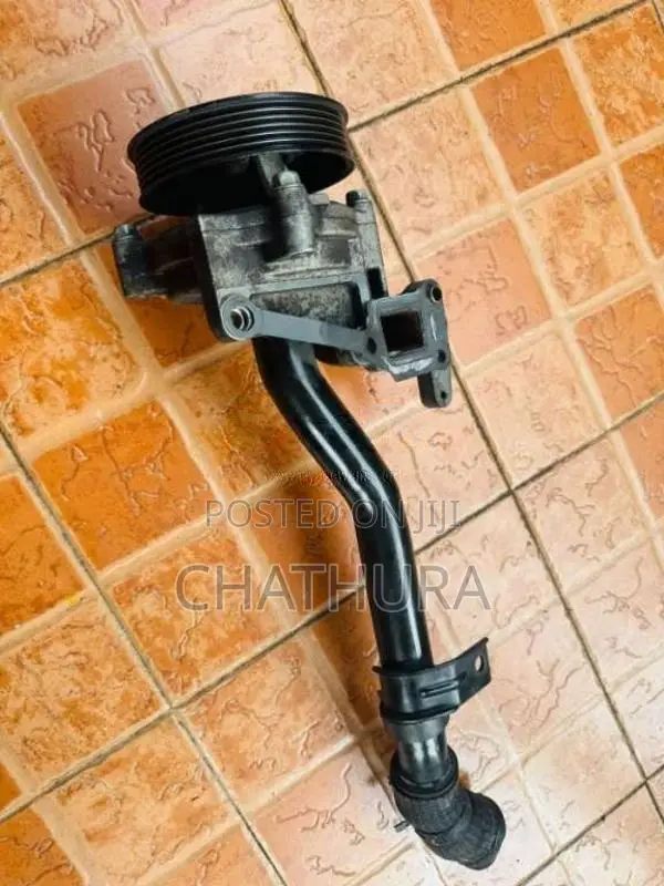 Kia Sorento 2.2 CRDi Diesel Water Pump Assembly – Original Used for SU