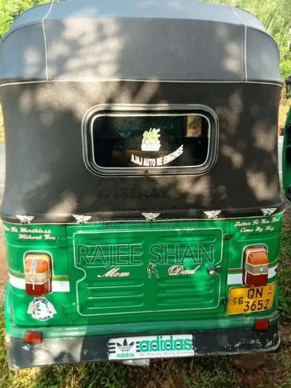 Bajaj 4 Stroke 2007 Three Wheel (Used)