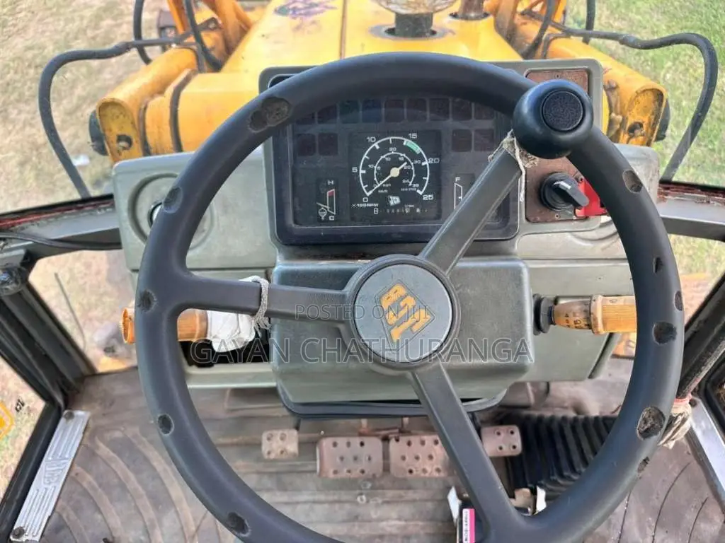 JCB 3CX 1995 Heavy-Duty (Used)