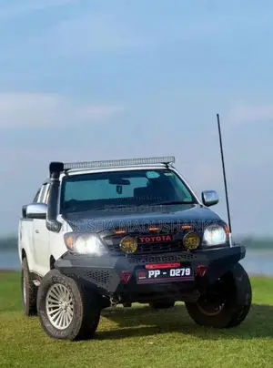 Toyota Hilux 2009 Pickup (Used)