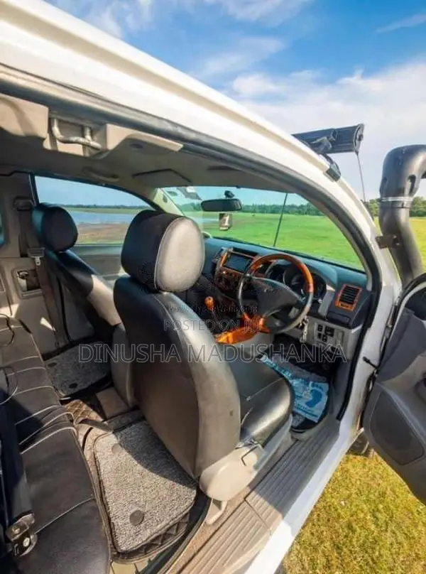 Toyota Hilux 2009 Pickup (Used)