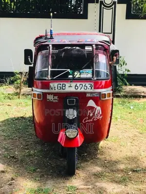 Bajaj RE 2000 Three Wheel (Used)