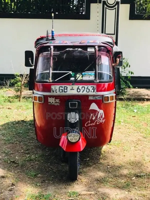 Bajaj RE 2000 Three Wheel (Used)