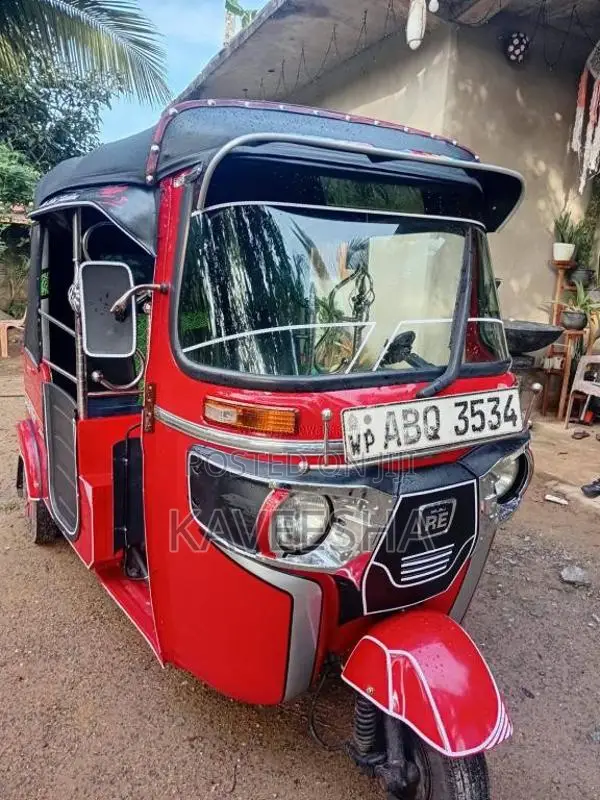 Bajaj RE 205 2017 Three Wheel (Used)