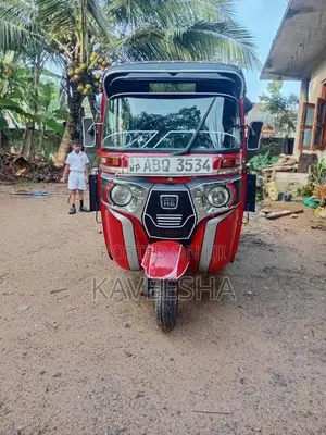 Bajaj RE 205 2017 Three Wheel (Used)