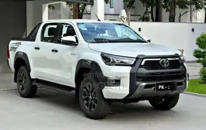 Toyota Hilux Revo 2025 Pickup (Used)