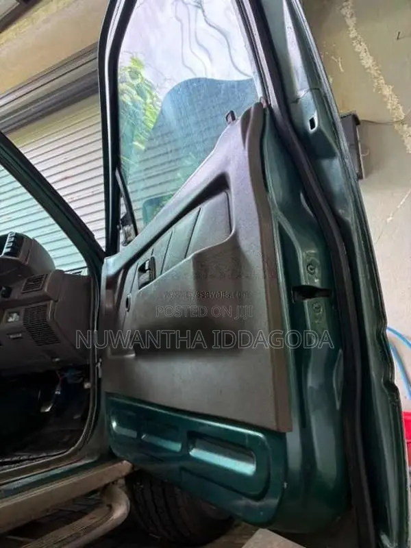 Isuzu Double Cab TFR54H 1996 Pickup (Used)