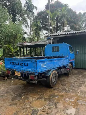 Isuzu Isuzu 1980 Lorry (Used)