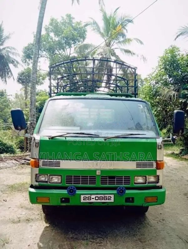 Isuzu ELF 1976 Lorry (Used)