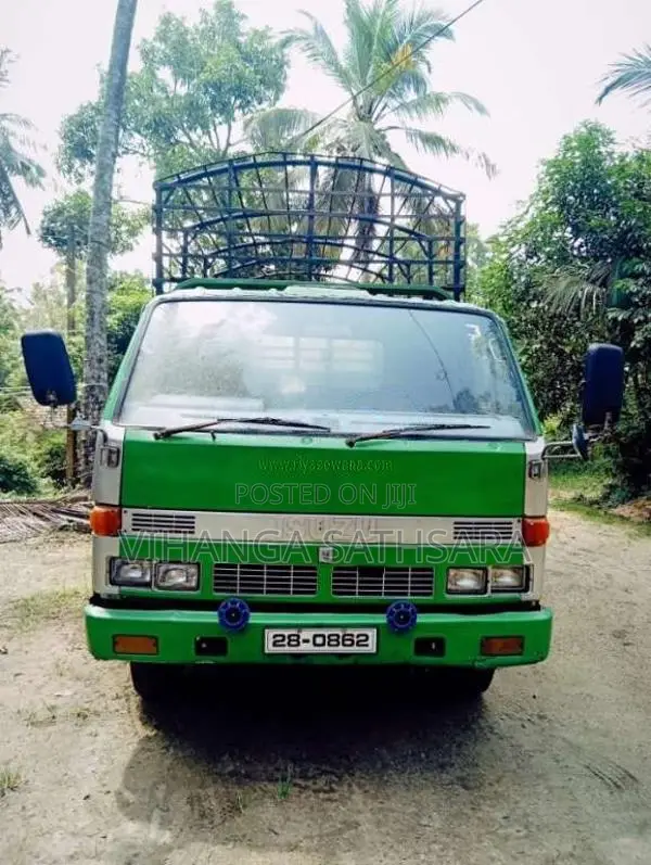 Isuzu ELF 1976 Lorry (Used)