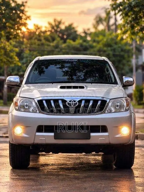 Toyota Hilux 2008 Pickup (Used)