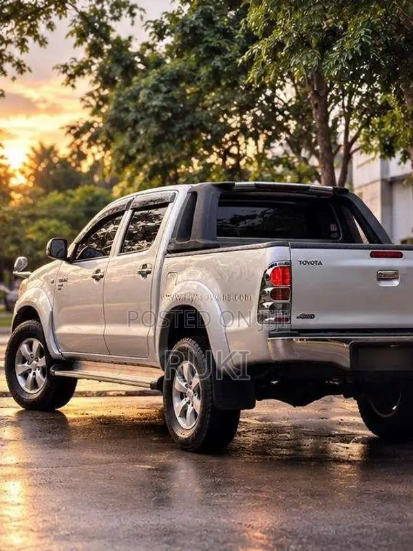 Toyota Hilux 2008 Pickup (Used)