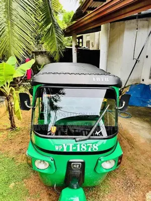 Bajaj RE 205 2011 Three Wheel (Used)