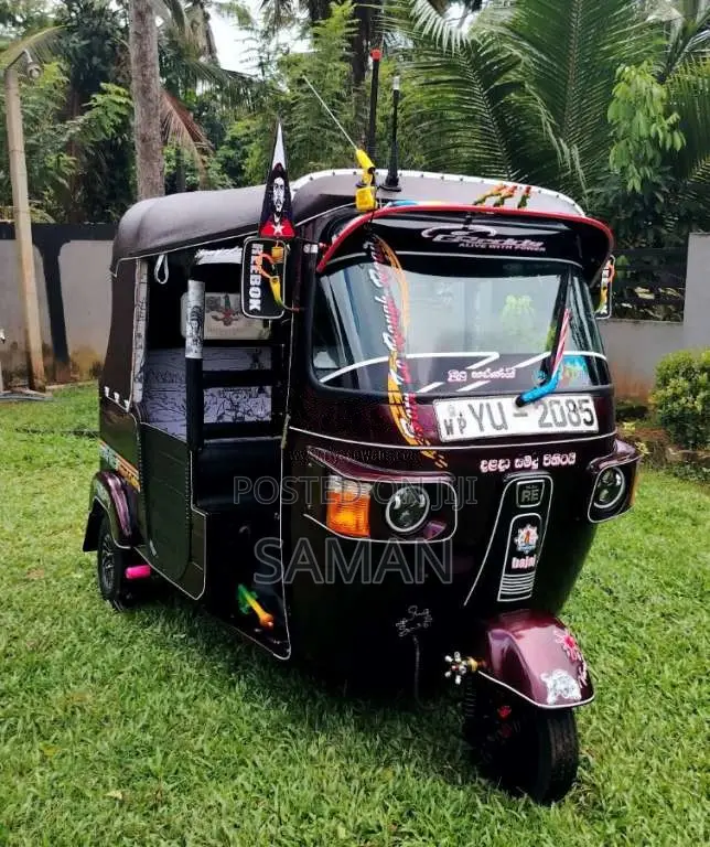 Bajaj RE 205 2011 Three Wheel (Used)