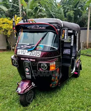 Bajaj RE 205 2011 Three Wheel (Used)
