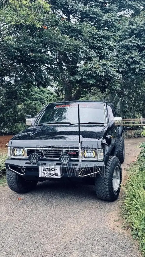 Nissan D21 1992 Pickup (Used)
