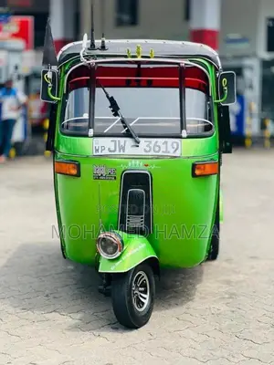Bajaj 2 Stroke 2004 Three Wheel (Used)