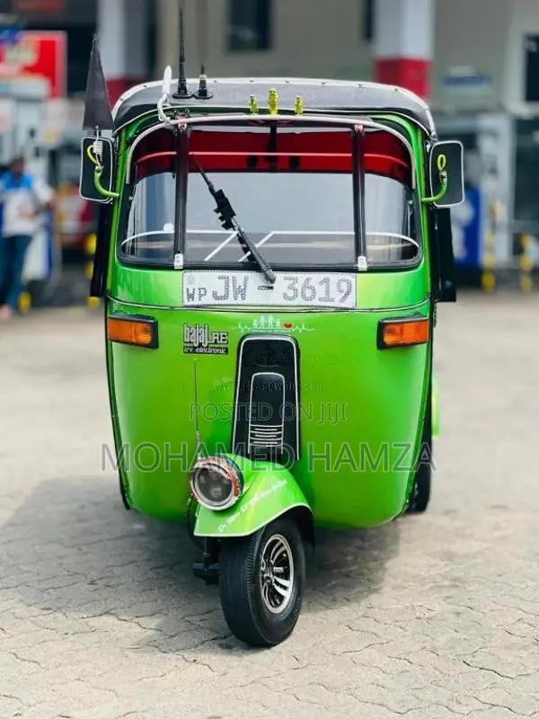 Bajaj 2 Stroke 2004 Three Wheel (Used)
