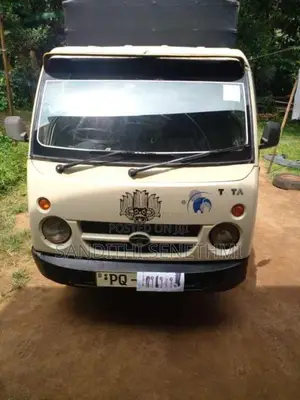 Tata Dimo Batta 2011 Lorry (Used)