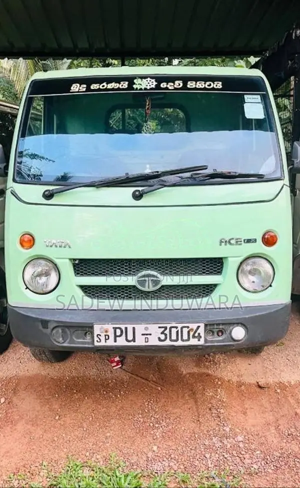 Tata Dimo Batta 2012 Lorry (Used)