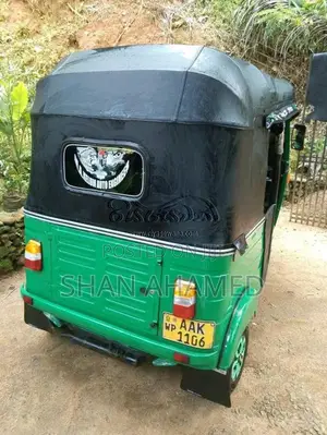 Bajaj RE 2013 Three Wheel (Used)