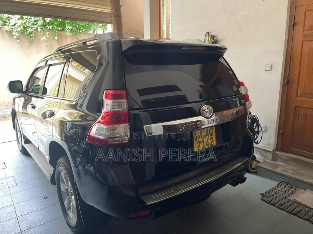 Toyota Land Cruiser Prado TX 2014 SUV (Used)