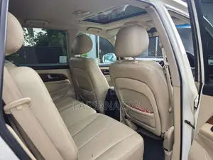 Micro Rexton 2017 SUV (Used)