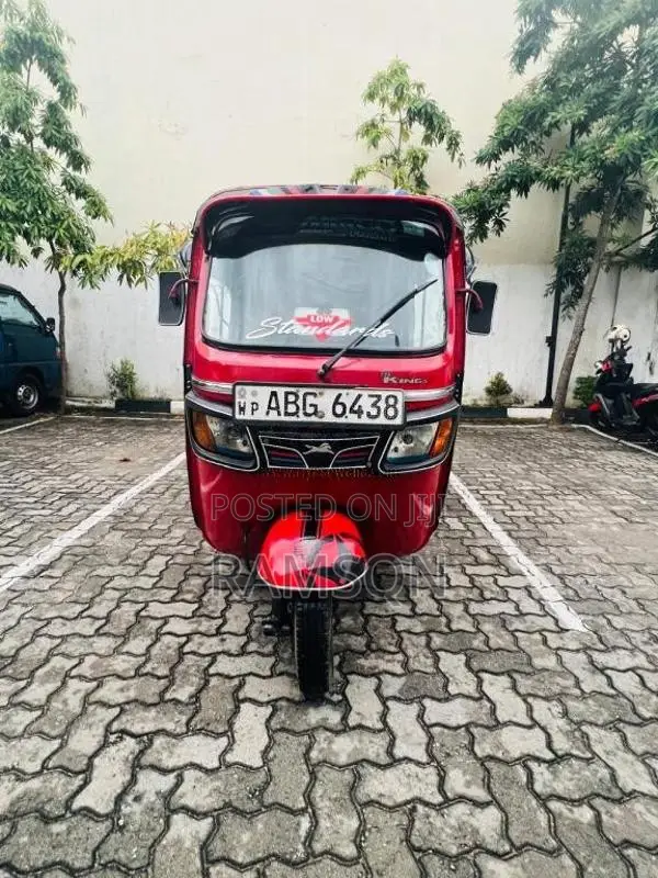 TVS King 2015 Three Wheel (Used)