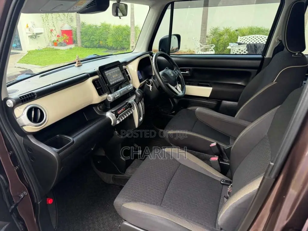 Suzuki XBEE 2018 SUV (Used)